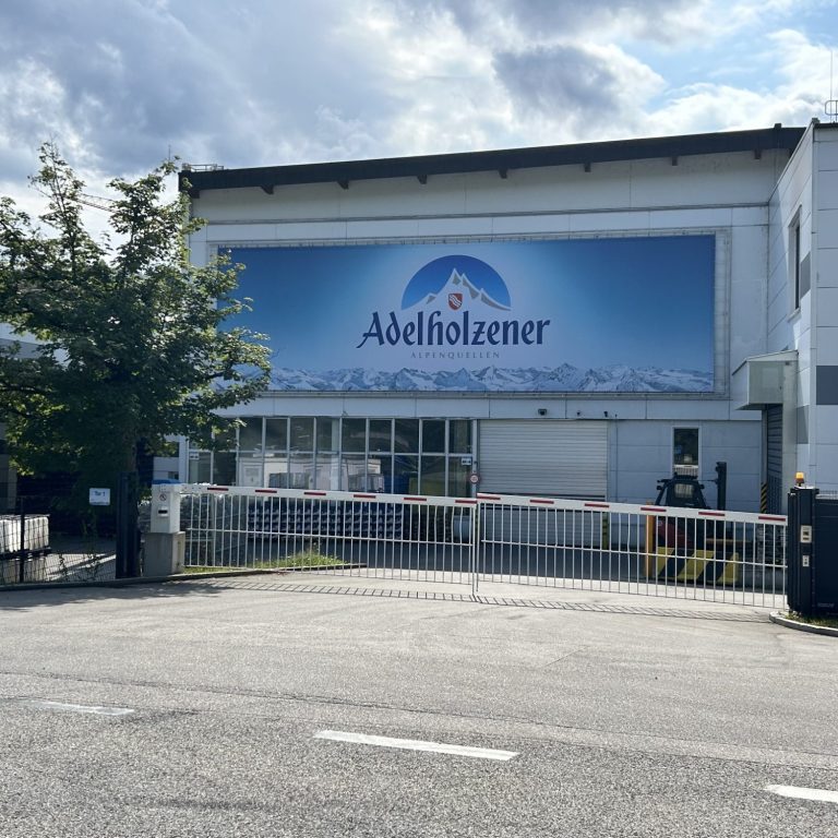 Getränkefabrik Adlholzen