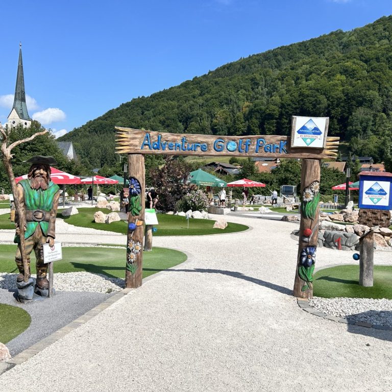 Adventure Golf